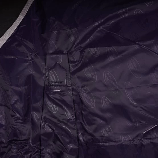 Weatherbeeta Lite Plus Turnout Rug Comfitec Essential Standard Neck 50g Navy/Silver/Red – Bild 9