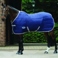 Weatherbeeta Medium Lite Stable Rug Comfitec 210D Channel Quilt Standard Neck 50g Navy/Silver/Red 145/195
